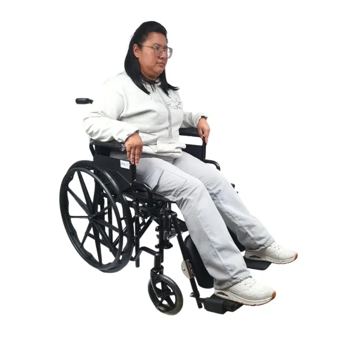 [BME4618] Silla de ruedas bariatrica reposapies elevados (2).webp